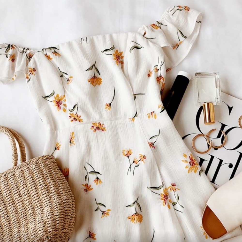 Lulu’s Floral Mini Dress
